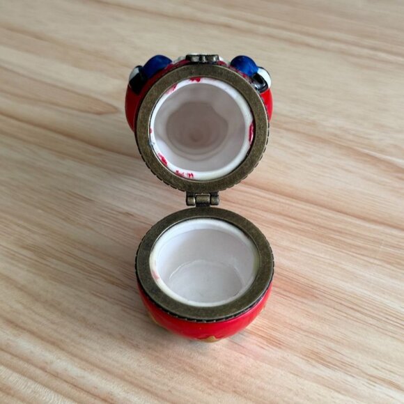 Vintage Hinged Santa Claus Trinket Box Ceramic Figurine w/ Stars Keepsake - Picture 10 of 10